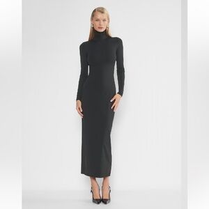 Aritzia Contour Series Dress mockneck longsleeve maxi black size Small